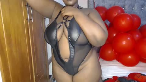 Snapshot of sexychocco_ chatting on 02-17-25, 09:08 sexychocco online show from 02-17-25, 09:08