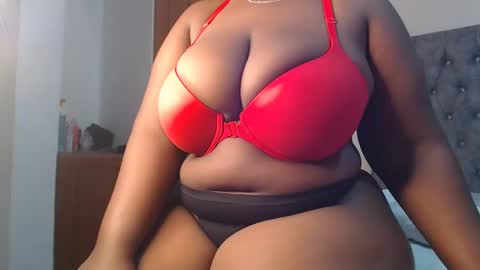 Snapshot of sexychocco_ chatting on 02-19-25, 02:55 sexychocco online show from 02-19-25, 02:55