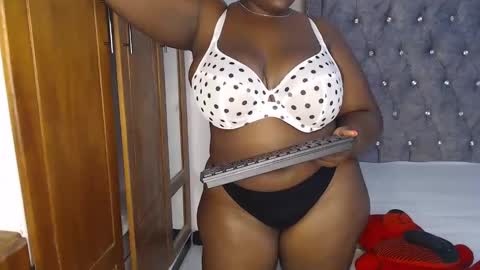 Snapshot of sexychocco_ chatting on 02-26-25, 09:27 sexychocco online show from 02-26-25, 09:27