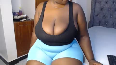 Snapshot of sexychocco_ chatting on 02-27-25, 11:20 sexychocco online show from 02-27-25, 11:20