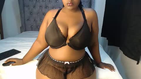 Snapshot of sexychocco_ chatting on 09-12-25, 08:47 sexychocco online show from 09-12-25, 08:47
