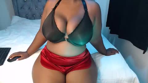 Snapshot of sexychocco_ chatting on 11-08-25, 06:24 sexychocco online show from 11-08-25, 06:24