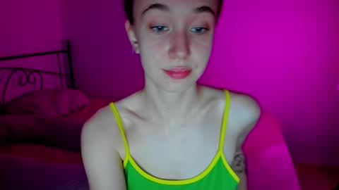 Snapshot of sexycocobutt chatting on 01-18-25, 10:17 Sophia online show from 01-18-25, 10:17