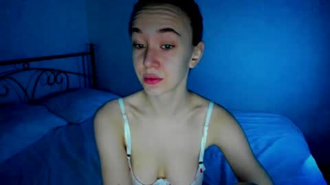 Snapshot of sexycocobutt chatting on 02-13-25, 06:52 Sophia online show from 02-13-25, 06:52