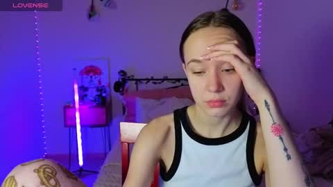 Sophia online show from 10-17-25, 08:06