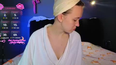 Sophia online show from 03-24-26, 12:32