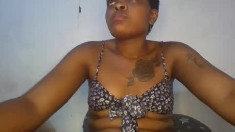 Snapshot of sexydee101436 chatting on 02-14-26, 01:13 sexydee101436 online show from 02-14-26, 01:13