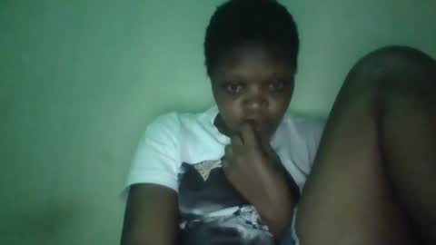 Snapshot of sexydee101436 chatting on 02-18-26, 04:25 sexydee101436 online show from 02-18-26, 04:25