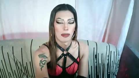 Devine online show from 05-11-26, 10:18
