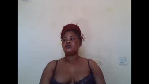 Snapshot of sexydove2 chatting on 01-15-25, 02:02 EMILY online show from 01-15-25, 02:02
