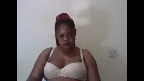 Snapshot of sexydove2 chatting on 01-17-25, 02:50 EMILY online show from 01-17-25, 02:50