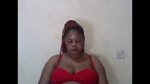 Snapshot of sexydove2 chatting on 01-22-25, 07:03 EMILY online show from 01-22-25, 07:03