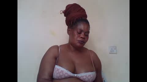 Snapshot of sexydove2 chatting on 01-24-25, 07:08 EMILY online show from 01-24-25, 07:08