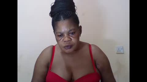 Snapshot of sexydove2 chatting on 02-17-25, 03:04 EMILY online show from 02-17-25, 03:04