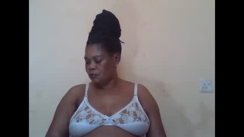 Snapshot of sexydove2 chatting on 03-01-25, 12:34 EMILY online show from 03-01-25, 12:34