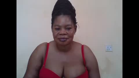 Snapshot of sexydove2 chatting on 03-04-25, 07:30 EMILY online show from 03-04-25, 07:30