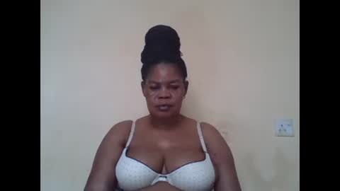 Snapshot of sexydove2 chatting on 03-12-25, 07:02 EMILY online show from 03-12-25, 07:02