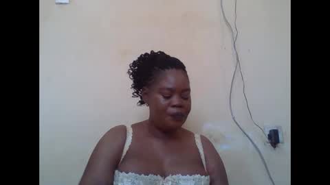 Snapshot of sexydove2 chatting on 02-09-26, 07:01 EMILY online show from 02-09-26, 07:01