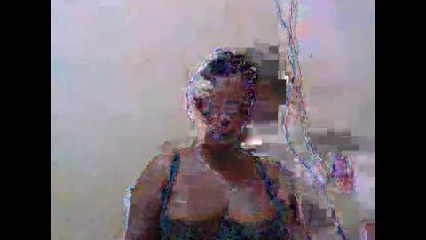 Snapshot of sexydove2 chatting on 02-16-26, 03:35 EMILY online show from 02-16-26, 03:35