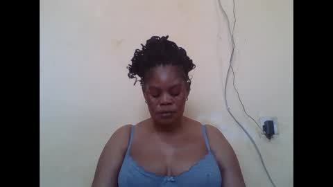 Snapshot of sexydove2 chatting on 02-19-26, 06:42 EMILY online show from 02-19-26, 06:42