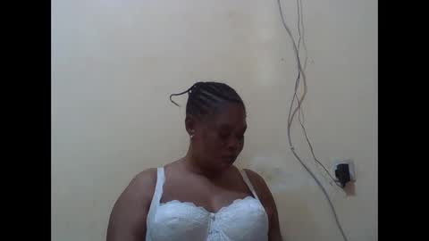 Snapshot of sexydove2 chatting on 02-22-26, 06:39 EMILY online show from 02-22-26, 06:39