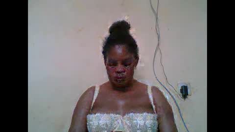 Snapshot of sexydove2 chatting on 02-28-26, 07:20 EMILY online show from 02-28-26, 07:20