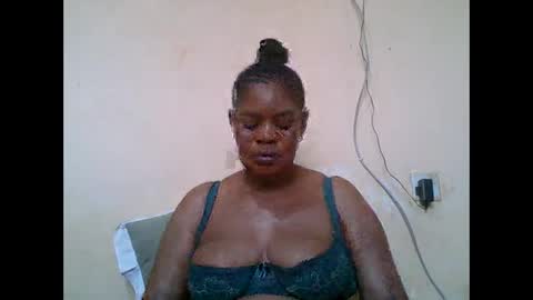 Snapshot of sexydove2 chatting on 03-04-26, 07:03 EMILY online show from 03-04-26, 07:03