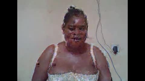 Snapshot of sexydove2 chatting on 03-08-26, 07:12 EMILY online show from 03-08-26, 07:12