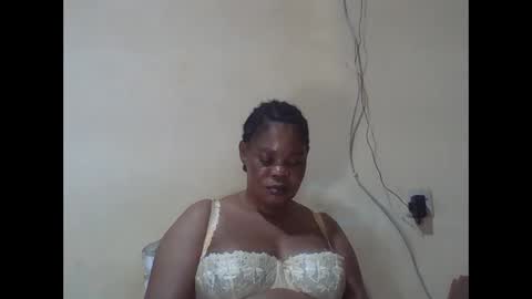 Snapshot of sexydove2 chatting on 03-31-26, 07:03 EMILY online show from 03-31-26, 07:03