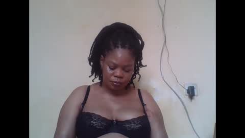 Snapshot of sexydove2 chatting on 04-11-26, 07:45 EMILY online show from 04-11-26, 07:45