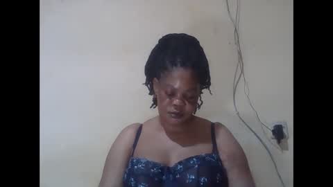 Snapshot of sexydove2 chatting on 04-18-26, 02:37 EMILY online show from 04-18-26, 02:37
