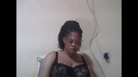 Snapshot of sexydove2 chatting on 04-23-26, 04:03 EMILY online show from 04-23-26, 04:03