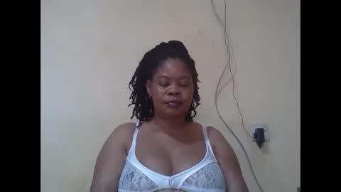 Snapshot of sexydove2 chatting on 05-03-26, 05:57 EMILY online show from 05-03-26, 05:57