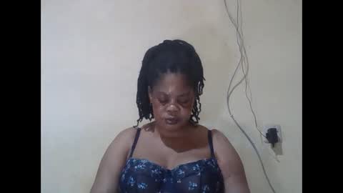 Snapshot of sexydove2 chatting on 05-03-26, 06:14 EMILY online show from 05-03-26, 06:14