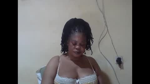 Snapshot of sexydove2 chatting on 05-10-26, 03:12 EMILY online show from 05-10-26, 03:12