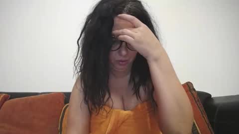 Snapshot of sexyerikka chatting on 10-30-25, 02:13 Eva online show from 10-30-25, 02:13