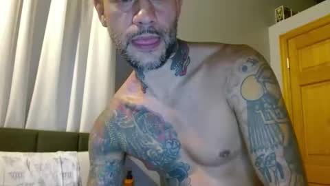 Snapshot of sexyfitdaddy chatting on 09-10-25, 04:45 Sexy Fit Daddy online show from 09-10-25, 04:45