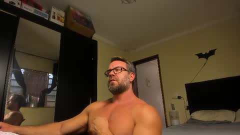 chris online show from 06-08-26, 04:18