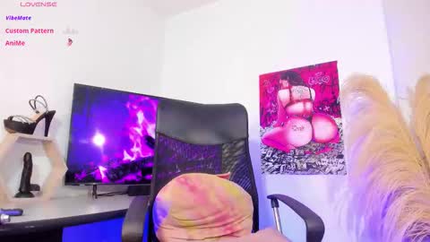 sexygoddess_f online show from 10-13-25, 10:15