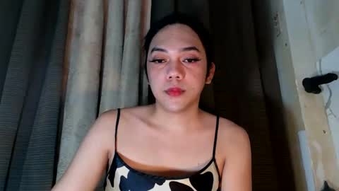 Snapshot of sexygoddess_tyra chatting on 05-09-26, 02:39 TYRA 3 online show from 05-09-26, 02:39