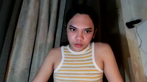 Snapshot of sexygoddess_tyra chatting on 05-16-26, 10:36 TYRA 3 online show from 05-16-26, 10:36