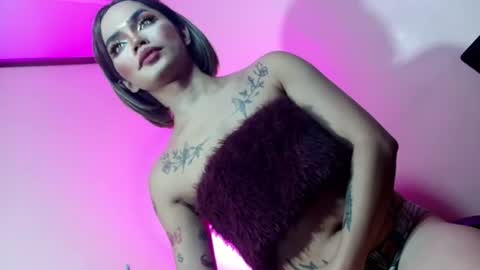 Snapshot of sexyhotbabe18 chatting on 06-30-26, 09:27 sexyhotbabe18 online show from 06-30-26, 09:27