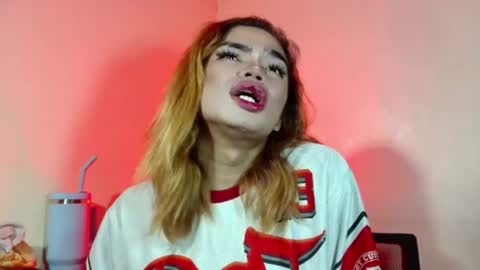 Snapshot of sexyhotbabe18 chatting on 07-01-26, 10:09 sexyhotbabe18 online show from 07-01-26, 10:09