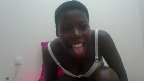 Snapshot of sexyhotgal4 chatting on 09-26-25, 09:02 MARGARET online show from 09-26-25, 09:02