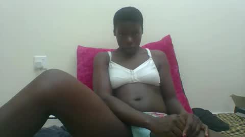 Snapshot of sexyhotgal4 chatting on 10-06-25, 08:12 MARGARET online show from 10-06-25, 08:12