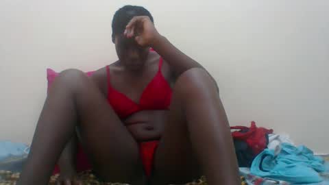 Snapshot of sexyhotgal4 chatting on 10-07-25, 10:56 MARGARET online show from 10-07-25, 10:56