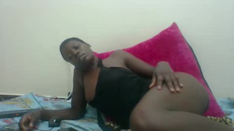 Snapshot of sexyhotgal4 chatting on 10-09-25, 03:26 MARGARET online show from 10-09-25, 03:26