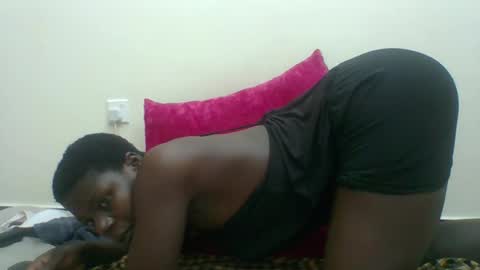 Snapshot of sexyhotgal4 chatting on 10-17-25, 05:48 MARGARET online show from 10-17-25, 05:48