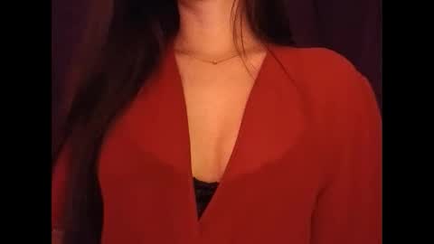 Snapshot of sexyideusa chatting on 12-19-24, 01:39 Sexy online show from 12-19-24, 01:39