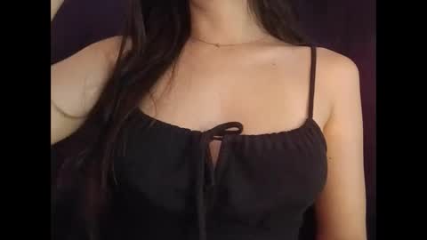 Snapshot of sexyideusa chatting on 01-04-25, 05:16 Sexy online show from 01-04-25, 05:16